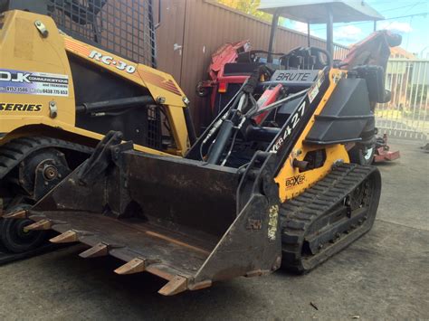 boxer brute 427 rubber tracked mini skid steer loader|boxer 427 mini.